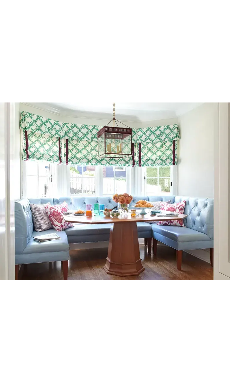 Made to measure board mounted flat valance