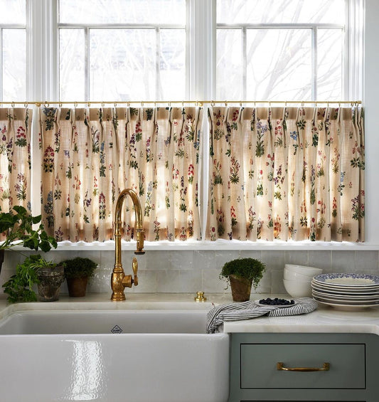 Kitchen Window Curtains: Tips & Ideas to Blend Function and Flair