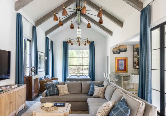 Farmhouse Curtains: Ideas from Classic to Modern