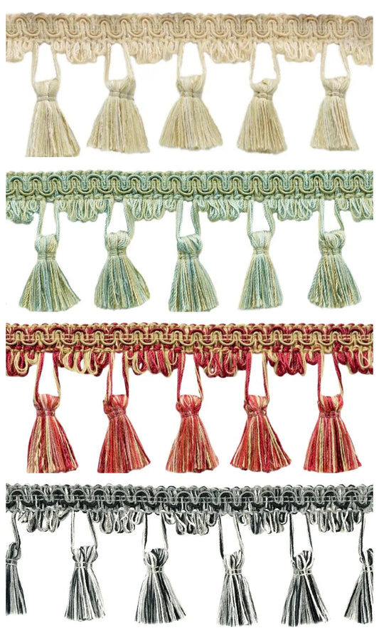 Roman shade with trim