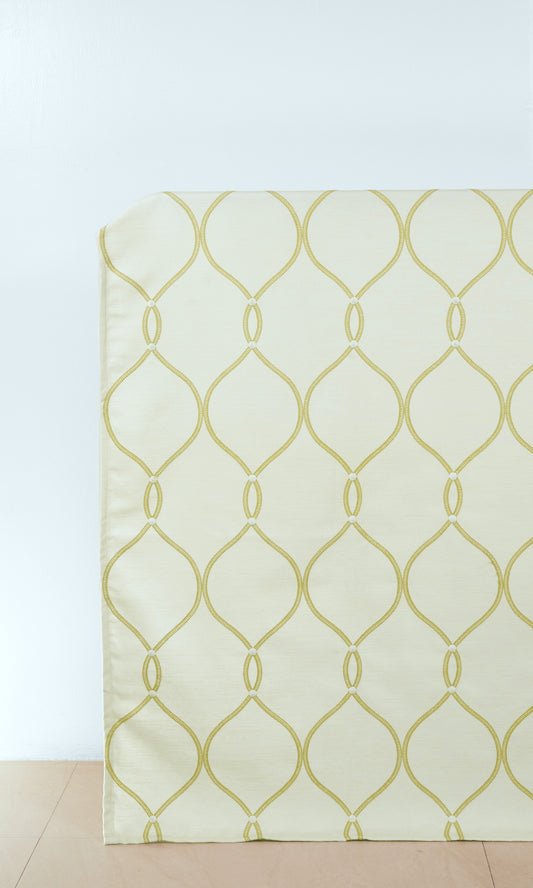 Ogee Embroidery Home Decor Fabric Sample (White/ Yellow)